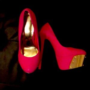 Pink Liliana 6 inch heels; brand new